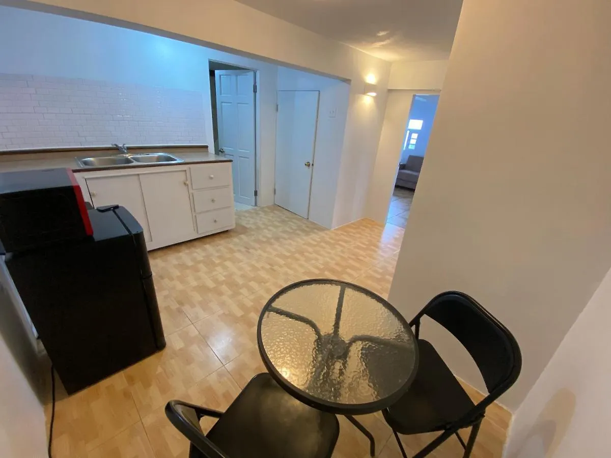 Isabela Oceanfront Mansion Studio 아파트