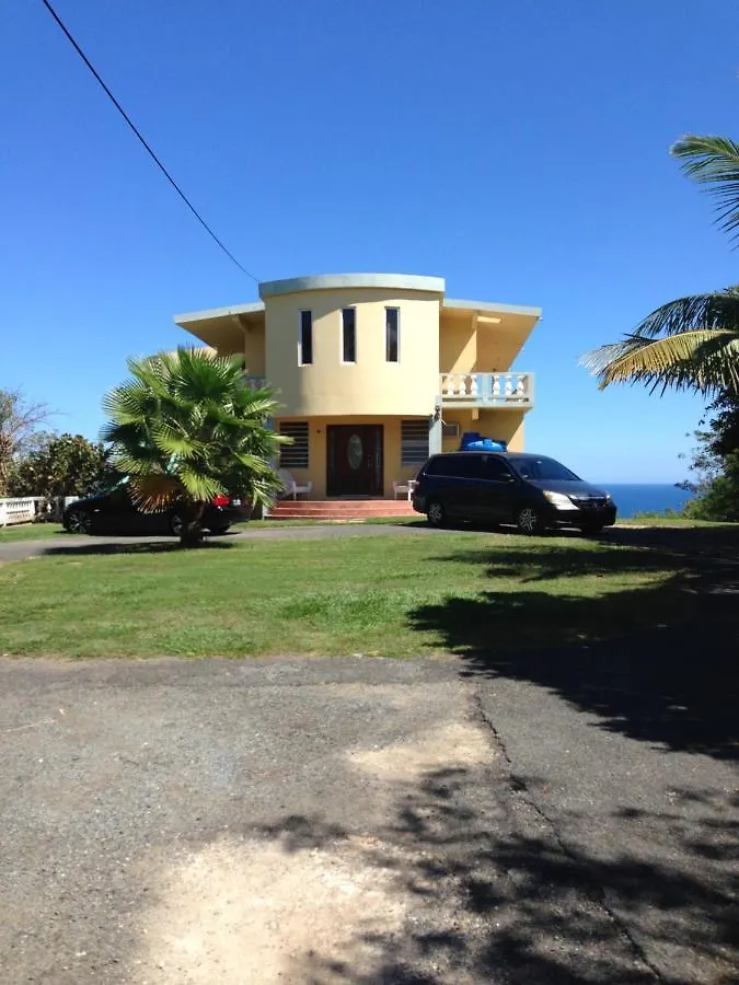 Isabela Oceanfront Mansion Studio 아파트